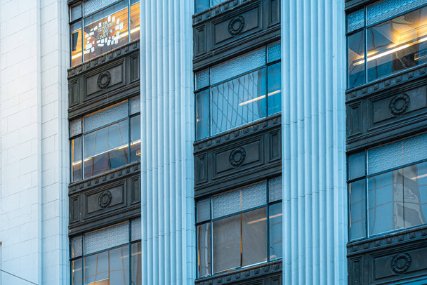 Edificio de oficinas Wellington. Primer plano del edificio de oficinas en W
 - Foto, imagen