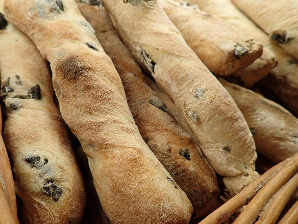   різновид свіжого хлібного хліба
 - Фото, зображення