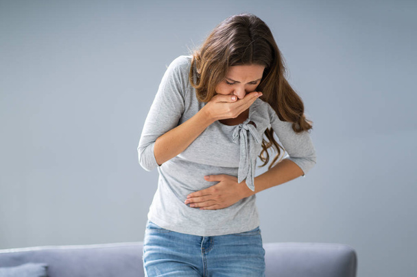 Young Pregnant Woman Suffering From Nausea At Home - Φωτογραφία, εικόνα