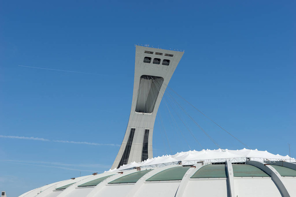 Ολυμπιακό στάδιο του Μόντρεαλ. Κεμπέκ Στον Καναδά. Φουτουριστική αρχιτεκτονική - Φωτογραφία, εικόνα