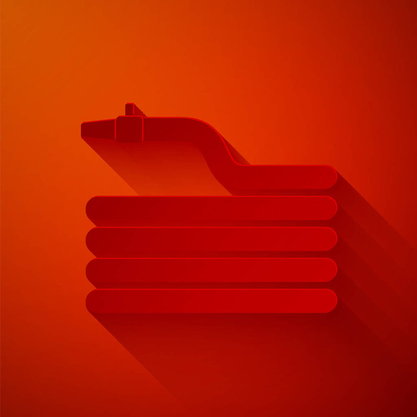 Паперовий виріз Садовий шланг або значок пожежного шланга ізольовані на червоному тлі. Спрей значок пістолета. Водопостачання. Стиль паперового мистецтва. Векторна ілюстрація
 - Вектор, зображення
