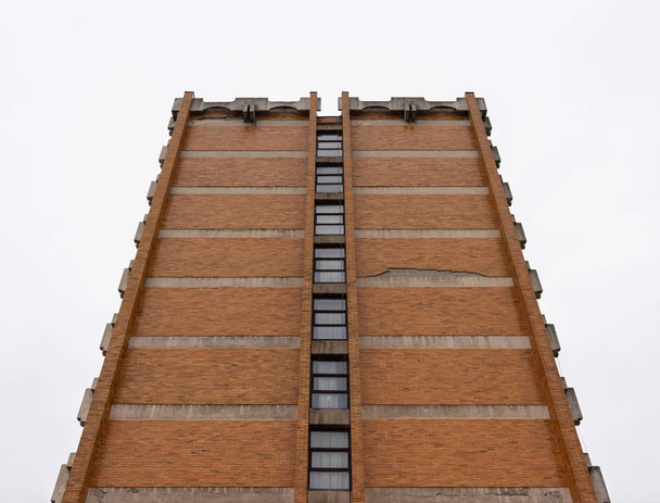 επίπεδη κτίριο - Φωτογραφία, εικόνα