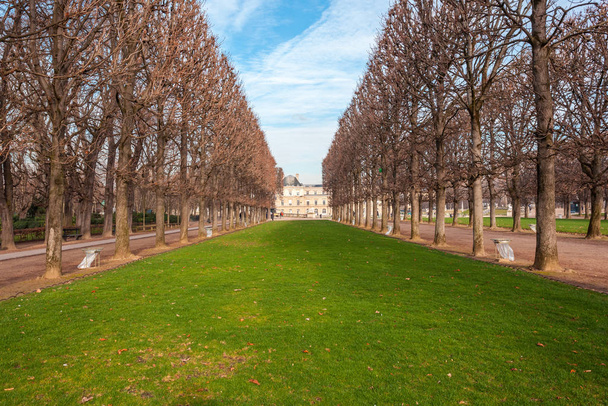 Λουξεμβούργο Palace στο Jardin du Luxembourg, Παρίσι. - Φωτογραφία, εικόνα