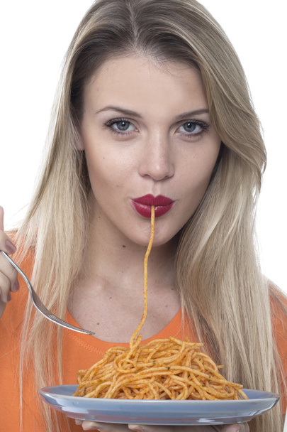 Jovem mulher comer espaguete Massa
 - Foto, Imagem