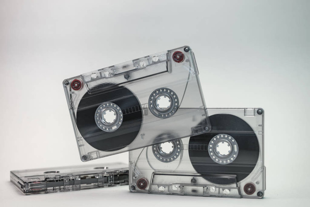 Magnifique cassette audio. Minimalisme concept de style rétro. 80 ans. Modèle de fond pour la conception
. - Photo, image