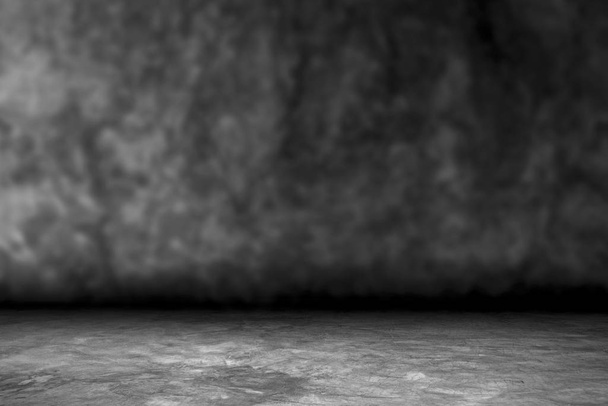 Темная бетонная поверхность, черный тон, шероховатый пол
) - Фото, изображение