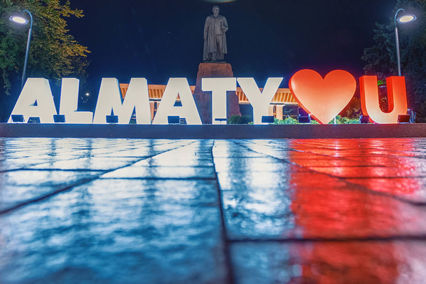 2019 / 10 / 17 Almaty, Kazahsztán. - Fotó, kép