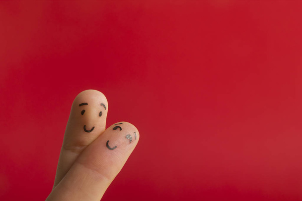 Pintado dedos felizes sorrisos no amor
 - Foto, Imagem