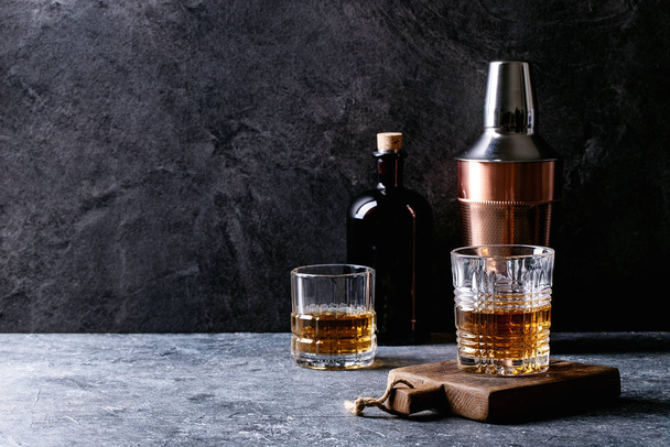 Glass of Irish whiskey - Zdjęcie, obraz