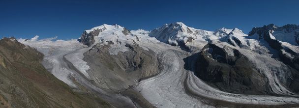 Monte Rosa y glaciar
 - Foto, imagen