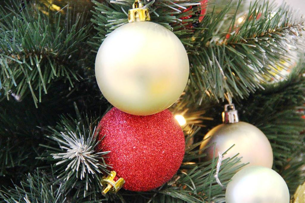Boule de Noël Décorations De Noël Derrière vitrail peintes à la main deco Verre Box