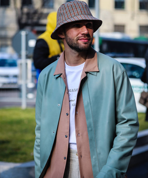 Milano Fashion Week Streetstyle 21 febbraio 2019 - Foto, afbeelding