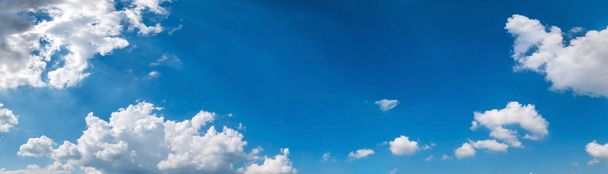 Panorama sky with cloud on a sunny day. Beautiful cirrus cloud. Panoramic image. - Fotografie, Obrázek