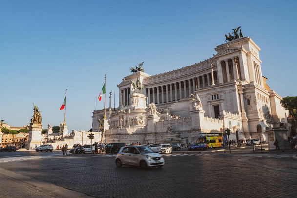 Rome, Italy - 27.10.2019: View of the national monument a Vittor - Φωτογραφία, εικόνα