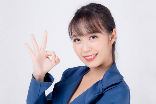 beau portrait jeune entreprise asiatique femme debout geste o
 - Photo, image