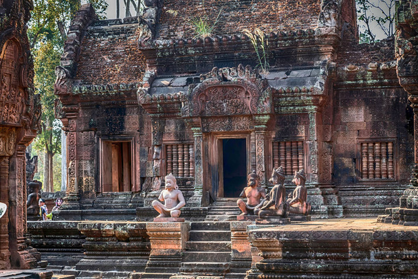 Banteay Srei ou Banteay Srey Siem Reap, Camboja
 - Foto, Imagem