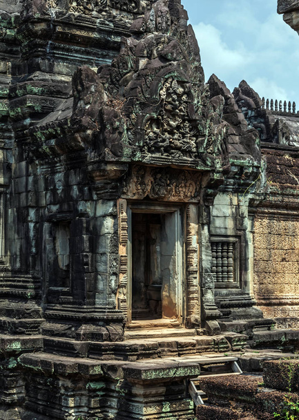 Banteay Srei или Banteay Srey Siem Reap, Камбоджа
 - Фото, изображение