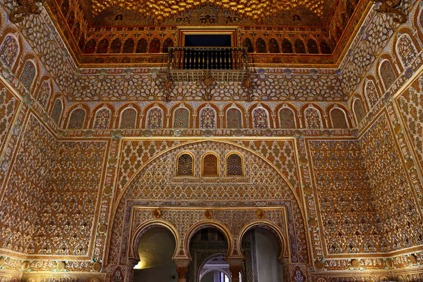 Real Alcazar ze Sevilly Španělsko, jeden z nejstarších používaných paláců na světě, od konce jedenáctého století do současnosti,  - Fotografie, Obrázek