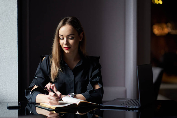 Portrait of serious young business woman with red painted lips s - Фото, зображення