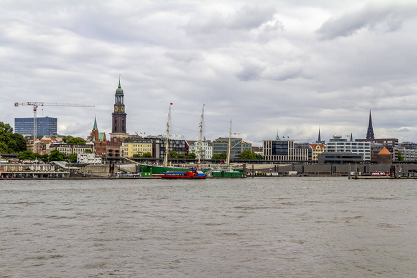 Hamburg kikötője körül - Fotó, kép
