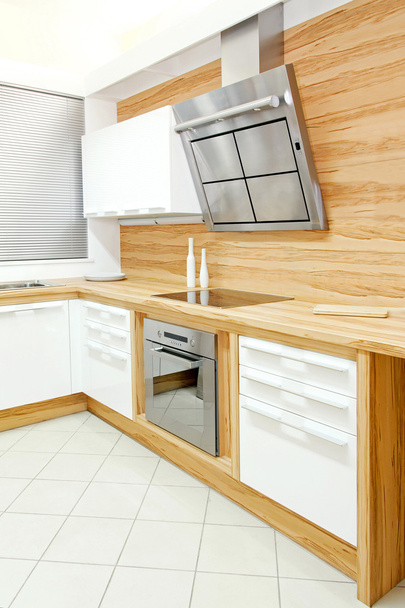 Wooden kitchen vertical - 写真・画像