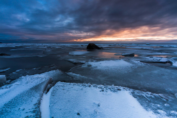 Frozen sea at winter season - Foto, immagini