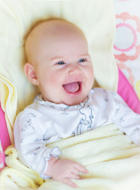 Newborn baby laughing - Фото, зображення