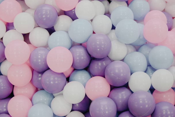 Много разноцветных круглых шаров текстура фона
 - Фото, изображение