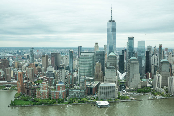 New York Skyline from above Image, Manhattan architecture photography, aerial view over New York city  - Foto, immagini