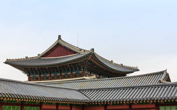 detalhe da hora do dia Vista do velho palácio de Seul Gyeongbokgung
 - Foto, Imagem