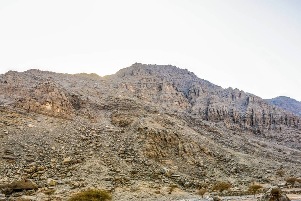 Geologinen maisema Jabal Jais ominaista kuiva ja kivinen vuoret, Muta vuoret Ras Al Khaimah, Yhdistyneet arabiemiirikunnat - Valokuva, kuva