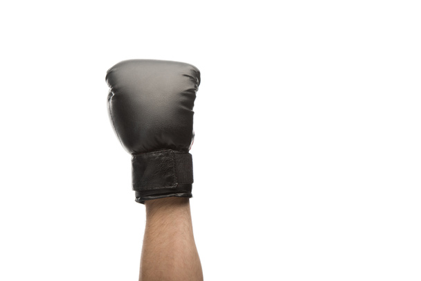 vista recortada del hombre en guante de boxeo aislado en blanco
 - Foto, Imagen