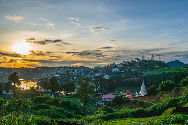 Landschaft von Nuwara Eliya mit Teegarten, sri lanka - Foto, Bild