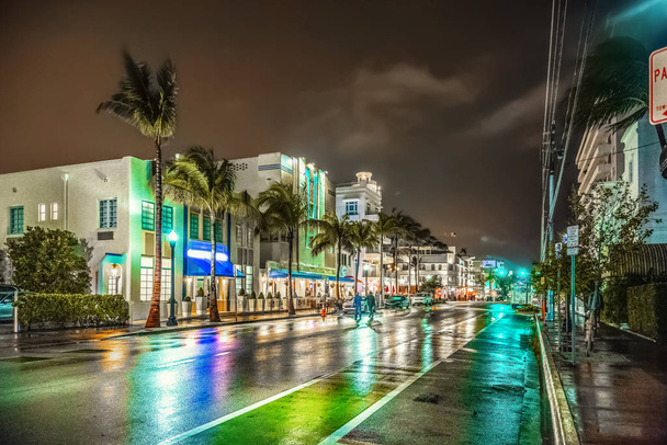Miami Beach egy tiszta éjszakán - Fotó, kép