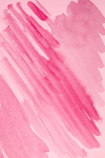 ピンクの抽象的な水彩画の背景、斜めの斜線と筆致 - 写真・画像