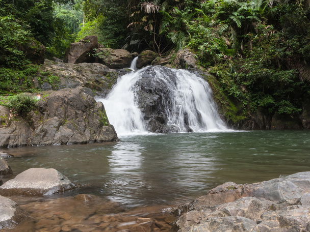 Второй уровень водопада Клонгкэо
 - Фото, изображение