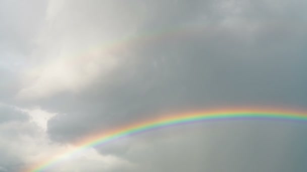 Nubes de arco iris
 - Metraje, vídeo