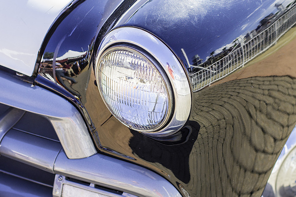μεγάλα φώτα αυτοκινήτου vintage - Φωτογραφία, εικόνα