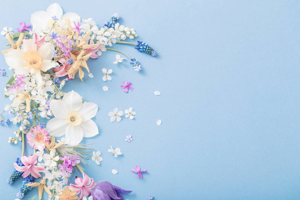 spring flowers on paper background - Valokuva, kuva