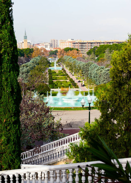Park Parque Grande nebo Jose Antonio Labordeta v Zaragoze, Španělsko - Fotografie, Obrázek