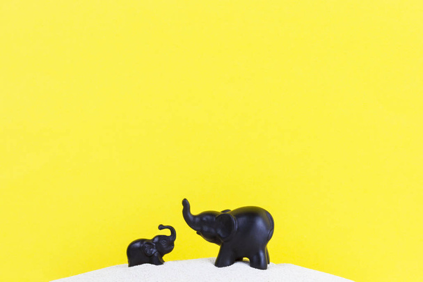 elephant figurine on an isolated background with different effect - Фото, зображення