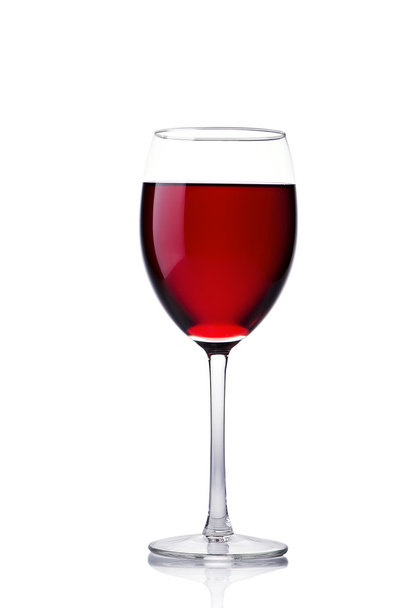 A glass of red wine on a white isolate - Foto, afbeelding