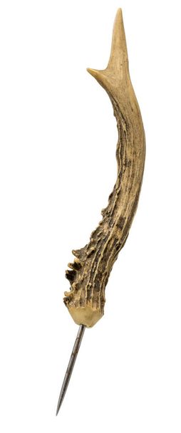 Metal uçlu geyik boynuzundan yapılmış Kuzey Amerika Kızılderilileri 'nin avını dikiyorum. - Fotoğraf, Görsel