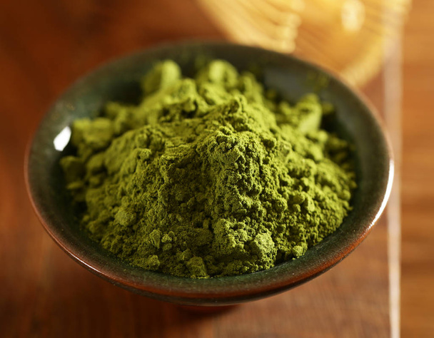 polvo de té verde matcha orgánico natural
 - Foto, imagen