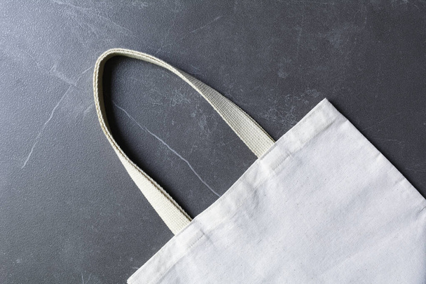 Beyaz kadın çantası kanvas kumaş. Bez torba mockup co ile alışveriş - Fotoğraf, Görsel