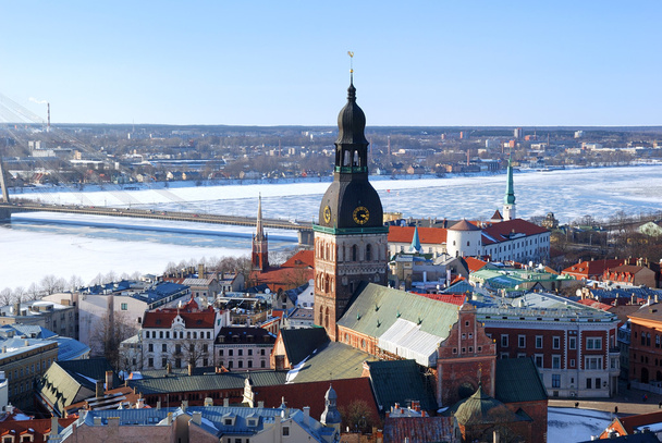 Vista real sobre Riga, Letónia
 - Foto, Imagem