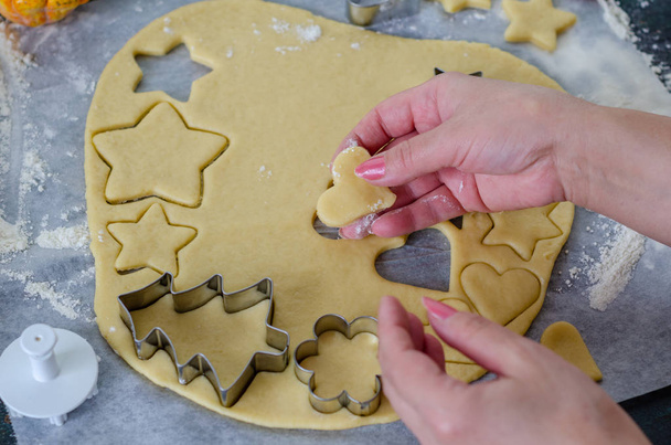 Виготовлення імбирного печива
 - Фото, зображення