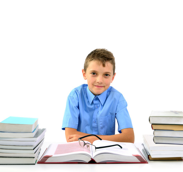 kleiner Junge mit Büchern - Foto, Bild