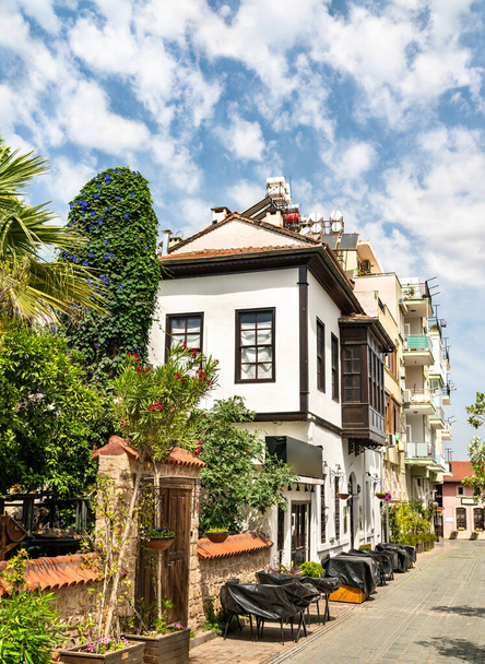 Tradiční domy ve starém městě Antalya, Turecko - Fotografie, Obrázek