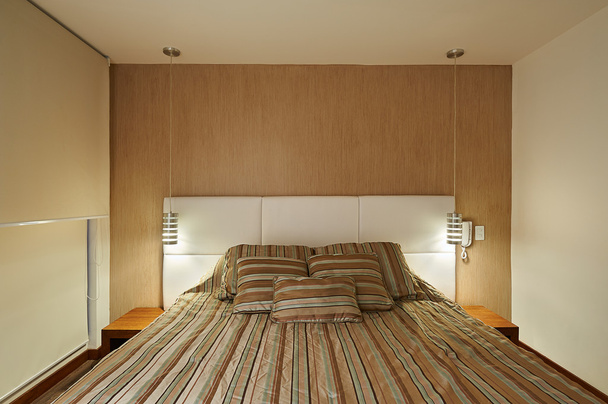 Interior design: Modern bedroom - Foto, Imagen